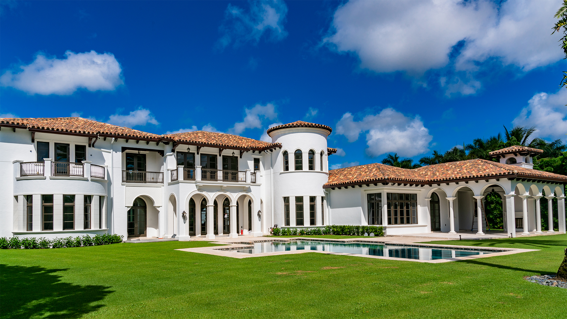 Estate exterior finish